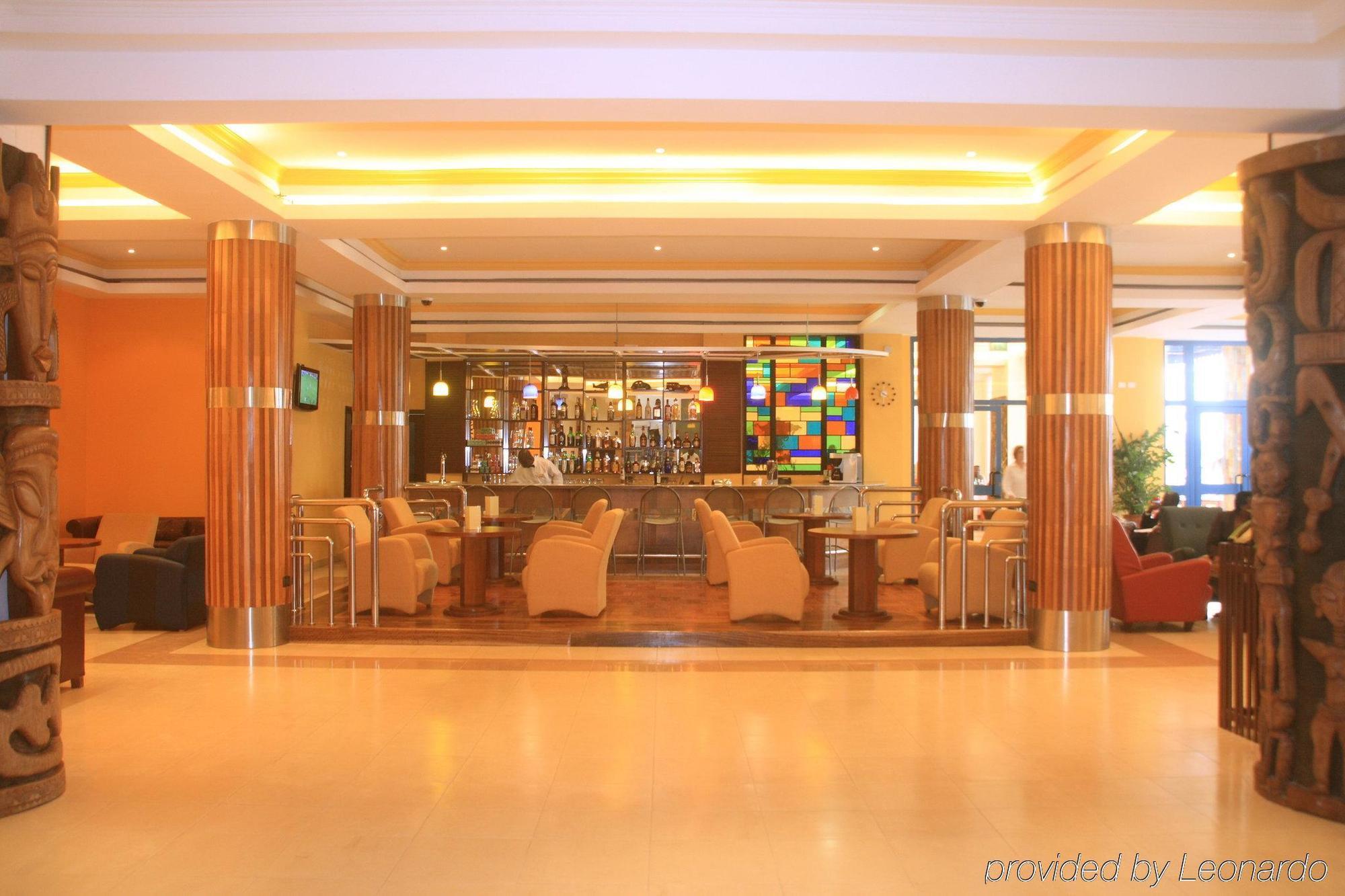Palms By Eagles Airport City, Formerly Holiday Inn Akkra Exterior foto